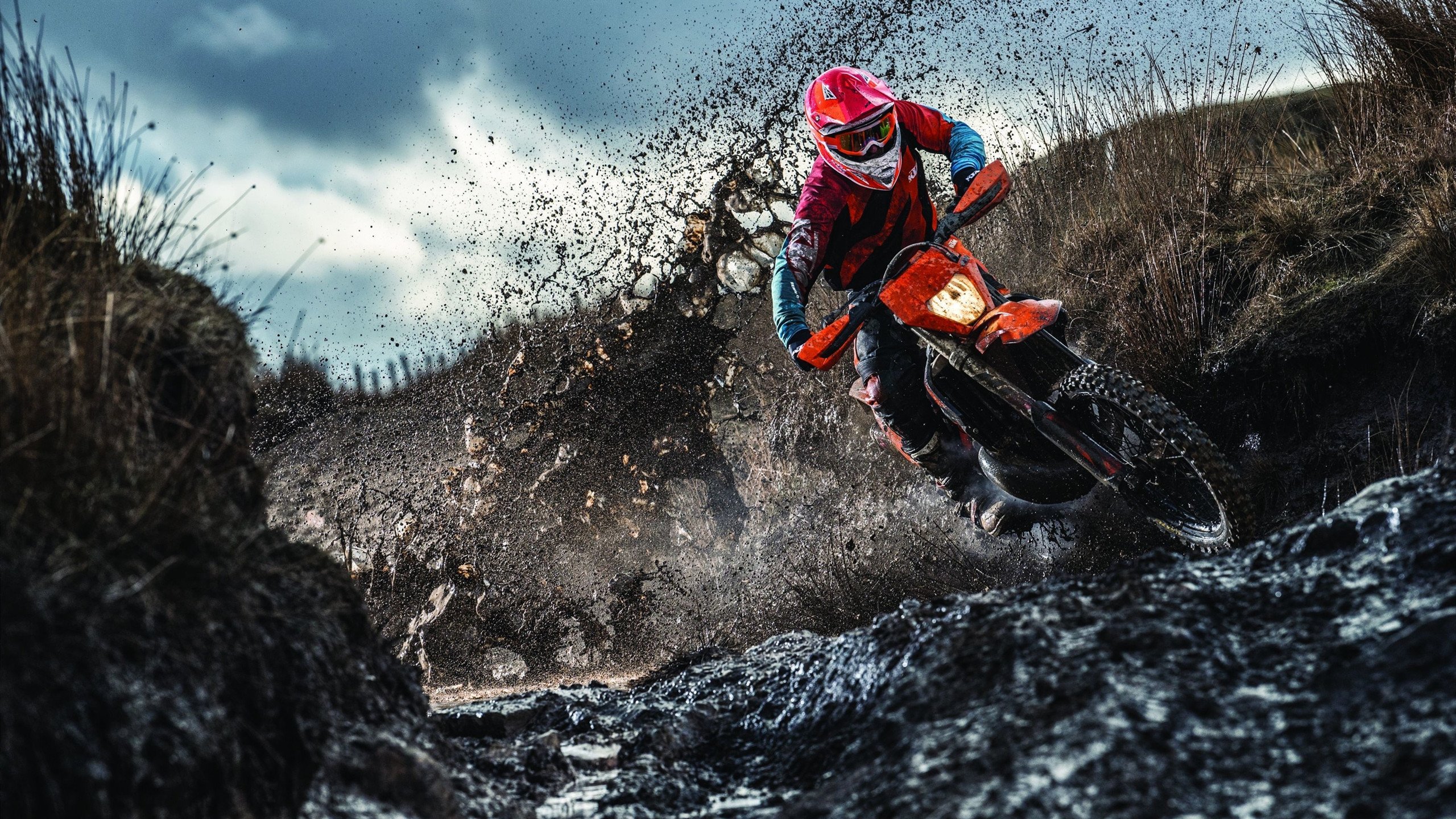 从地狱到天堂,英超豪门抓住关键时刻,成功逆转晋级